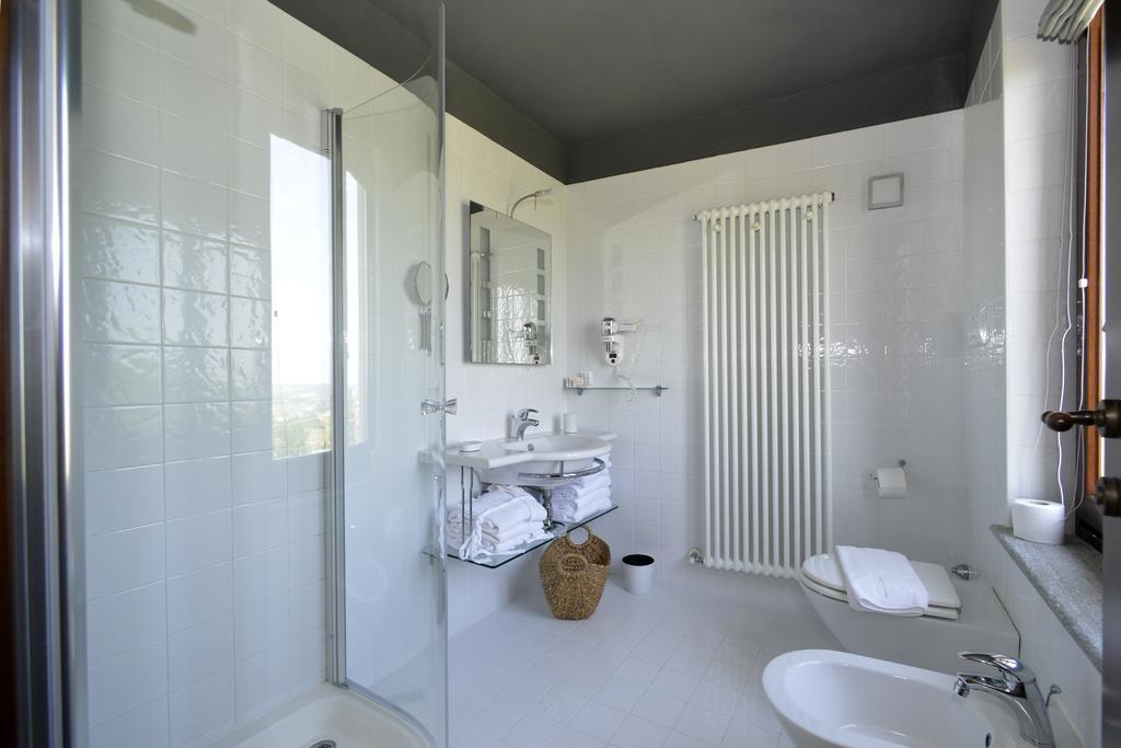 Cascina San Michele Bed and Breakfast Costigliole d'Asti Kamer foto