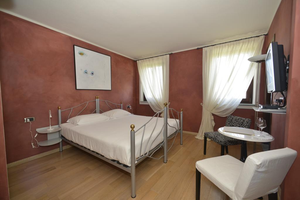 Cascina San Michele Bed and Breakfast Costigliole d'Asti Kamer foto