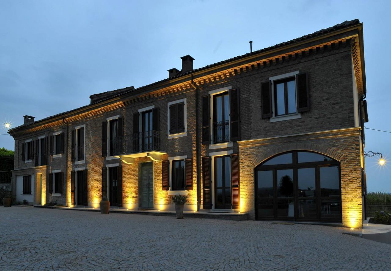 Cascina San Michele Bed and Breakfast Costigliole d'Asti Buitenkant foto